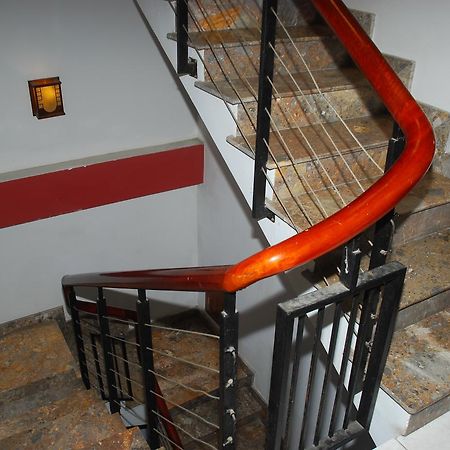 Volga Hotel Hué Extérieur photo