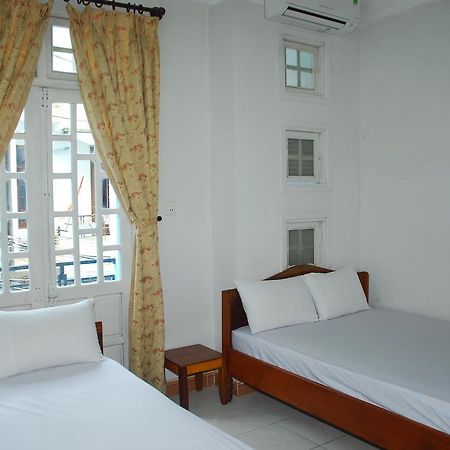 Volga Hotel Hué Extérieur photo